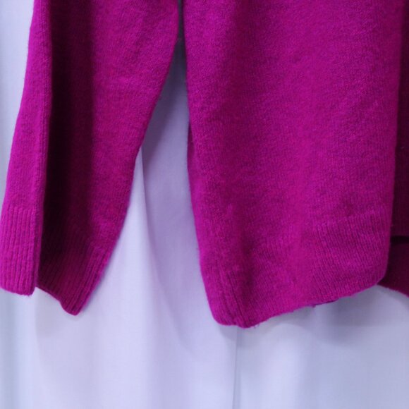 CeCe Women's Sweater in Vibrant Pink - Picture 2 of 8